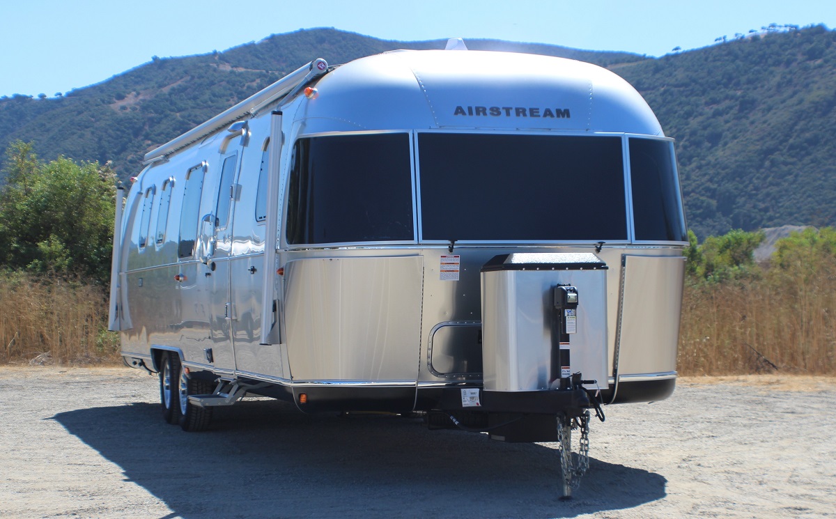 New 2023 AIRSTREAM CLASSIC 33 FBQ TRAVEL TRAILER in Chandler 568887