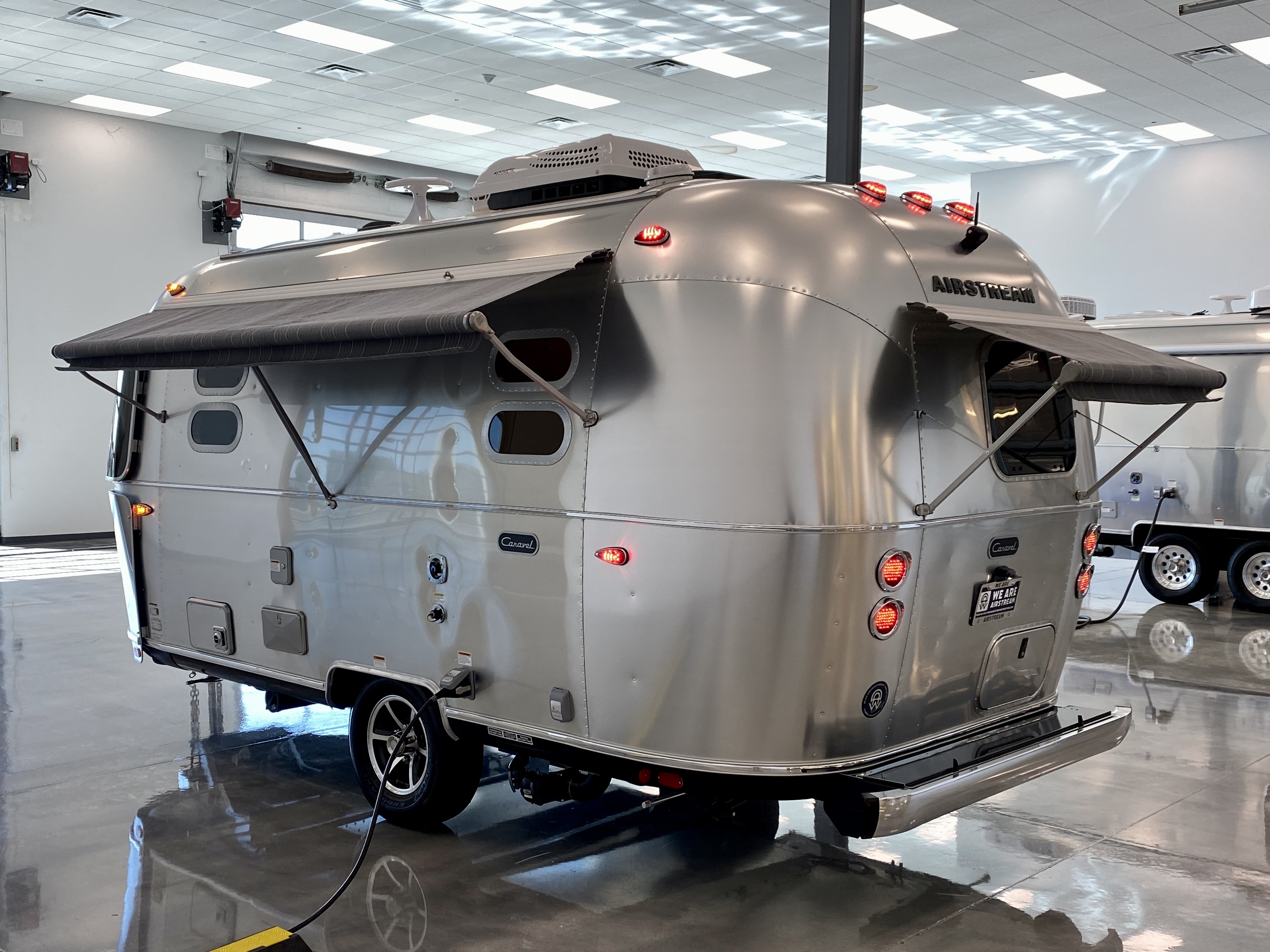 New 2024 AIRSTREAM CARAVEL 19CB TRAVEL TRAILER in Chandler 568643 We