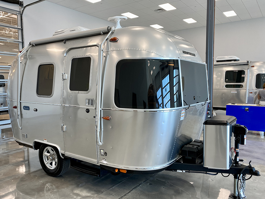 New 2024 AIRSTREAM BAMBI 16RB TRAVEL TRAILER in Chandler 568833 We