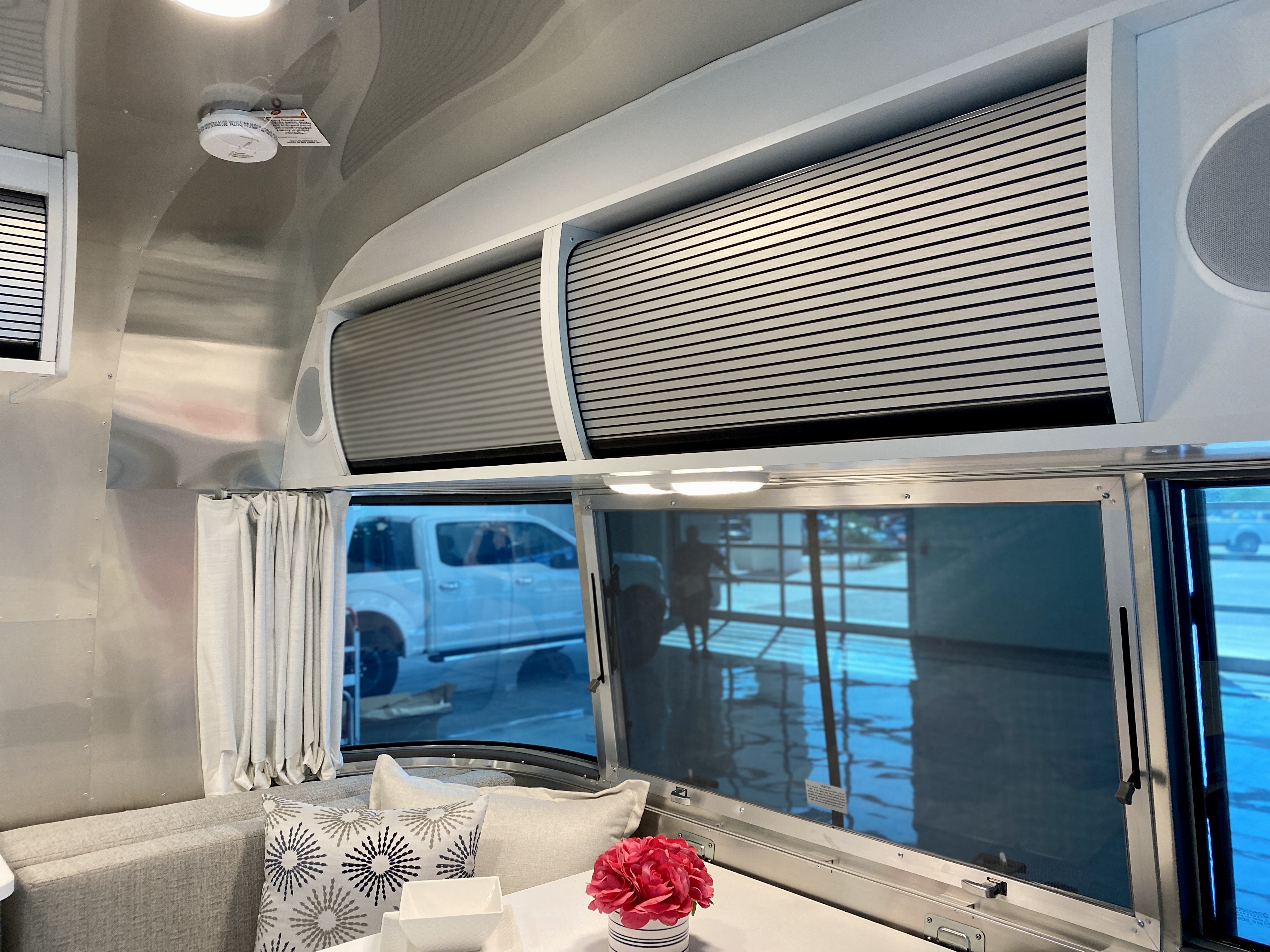 New 2024 AIRSTREAM BAMBI 16RB Bambi TRAVEL TRAILER in Chandler 568833