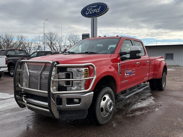 2019 Ford F-350 Super Duty XLT's photo