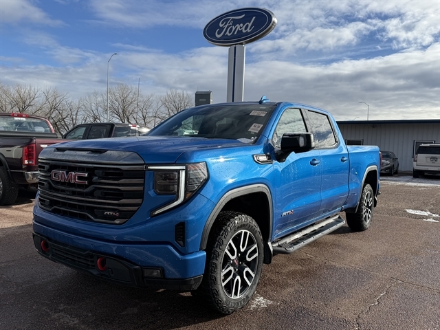 2024 GMC Sierra 1500 AT4's photo