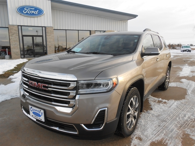 2023 GMC Acadia SLE's photo