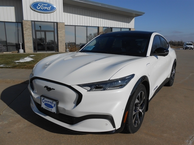 2022 Ford Mustang Mach-E Premium AWD's photo