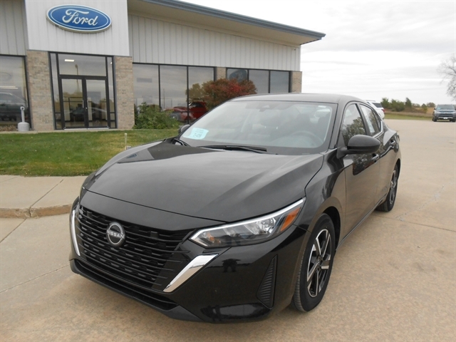 2024 Nissan Sentra SV's photo