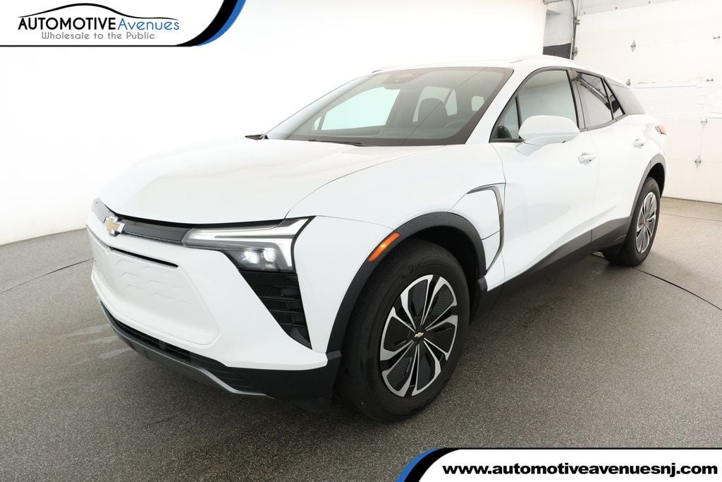 2024 Chevrolet Blazer EV LT's photo