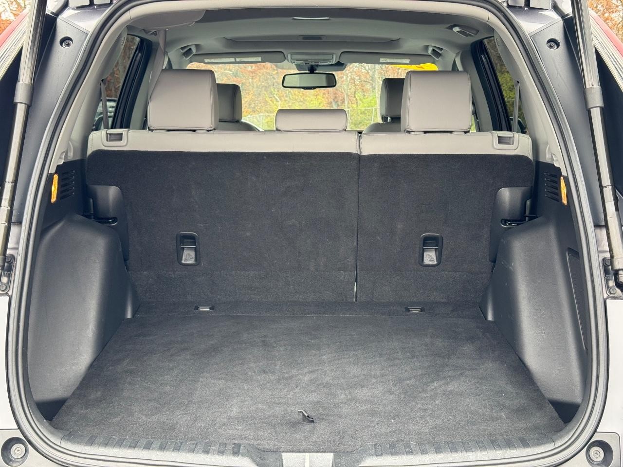 2021 Honda CR-V Touring photo 4