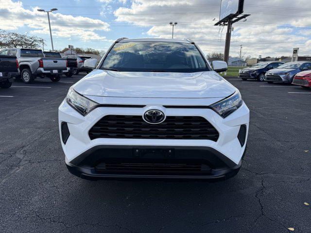 Certified 2019 Toyota RAV4 LE with VIN 2T3G1RFV8KW011863 for sale in Merrillville, IN