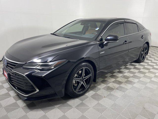 Certified 2019 Toyota Avalon Limited with VIN 4T1B21FB2KU010814 for sale in Lincoln, NE