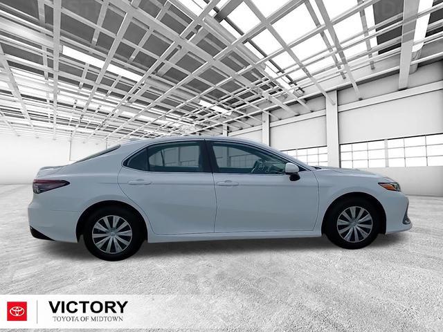 Certified 2022 Toyota Camry LE with VIN 4T1C31AK8NU586582 for sale in Chicago, IL