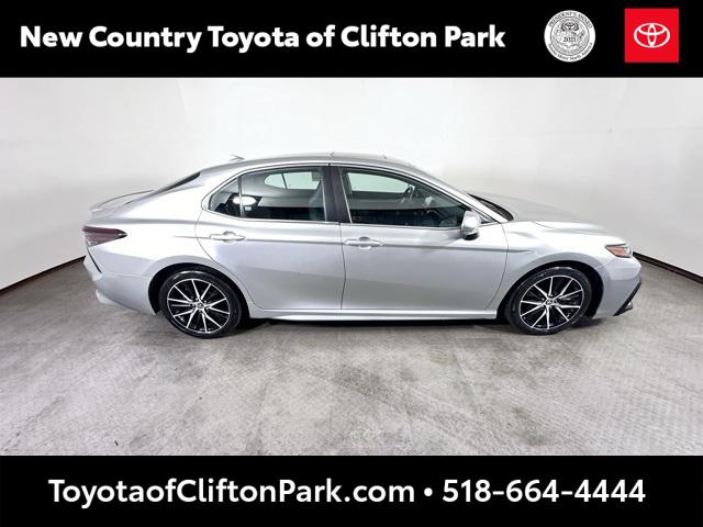 Certified 2021 Toyota Camry SE with VIN 4T1G11BK5MU042593 for sale in Mechanicville, NY