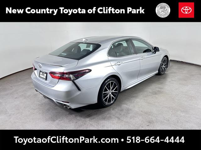 Certified 2021 Toyota Camry SE with VIN 4T1G11BK5MU042593 for sale in Mechanicville, NY