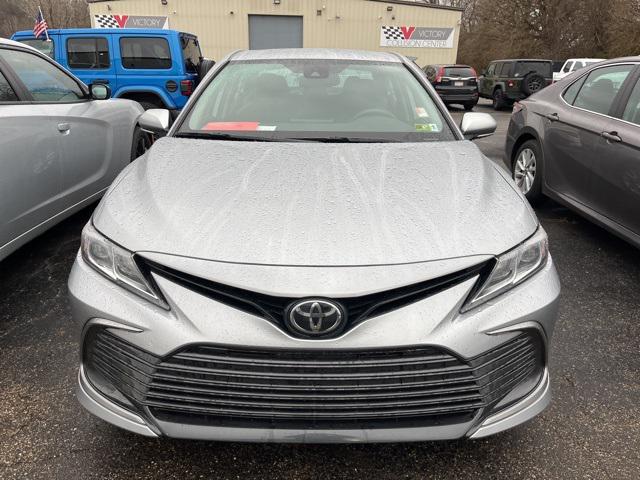 Certified 2022 Toyota Camry LE with VIN 4T1R11AK7NU686608 for sale in Marietta, OH