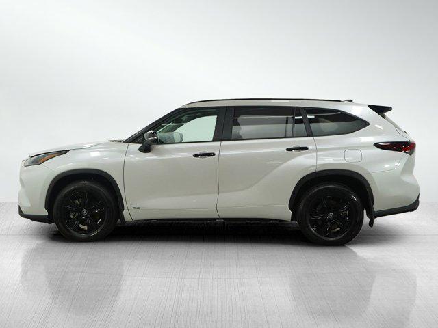 Certified 2024 Toyota Highlander XLE with VIN 5TDKBRCH0RS641765 for sale in Bloomington, Minnesota
