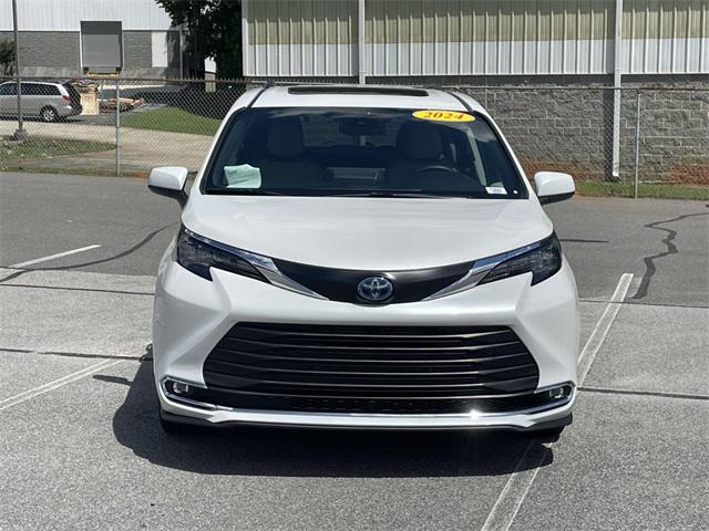 Certified 2024 Toyota Sienna XLE with VIN 5TDYRKEC1RS202606 for sale in Gastonia, NC