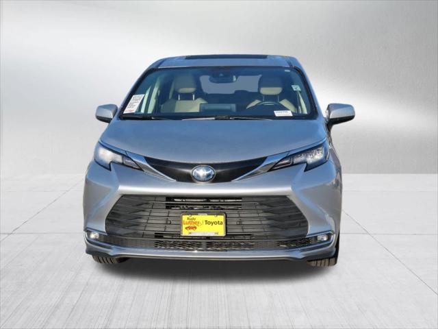 Certified 2022 Toyota Sienna XLE with VIN 5TDYSKFC8NS050529 for sale in Golden Valley, Minnesota