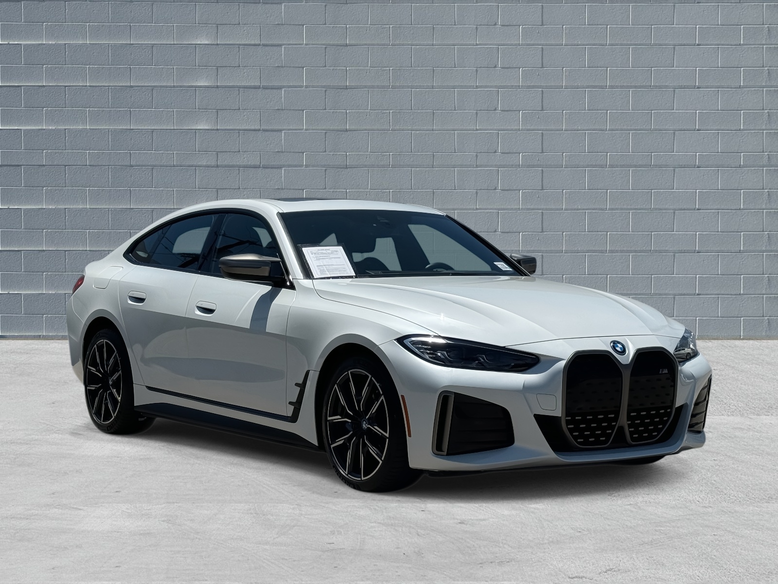 2022 BMW i4 Base's photo