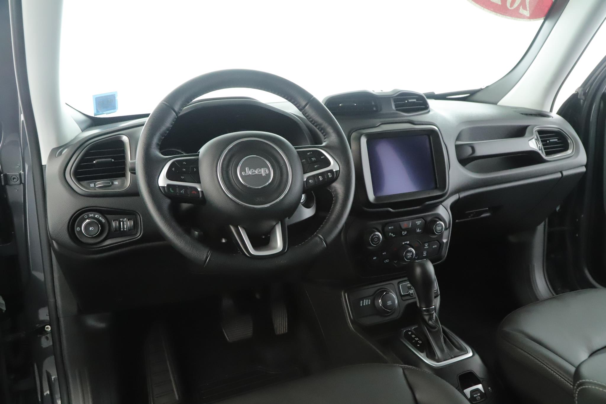 Used 2023 Jeep Renegade Limited with VIN ZACNJDD10PPP62047 for sale in Amityville, NY