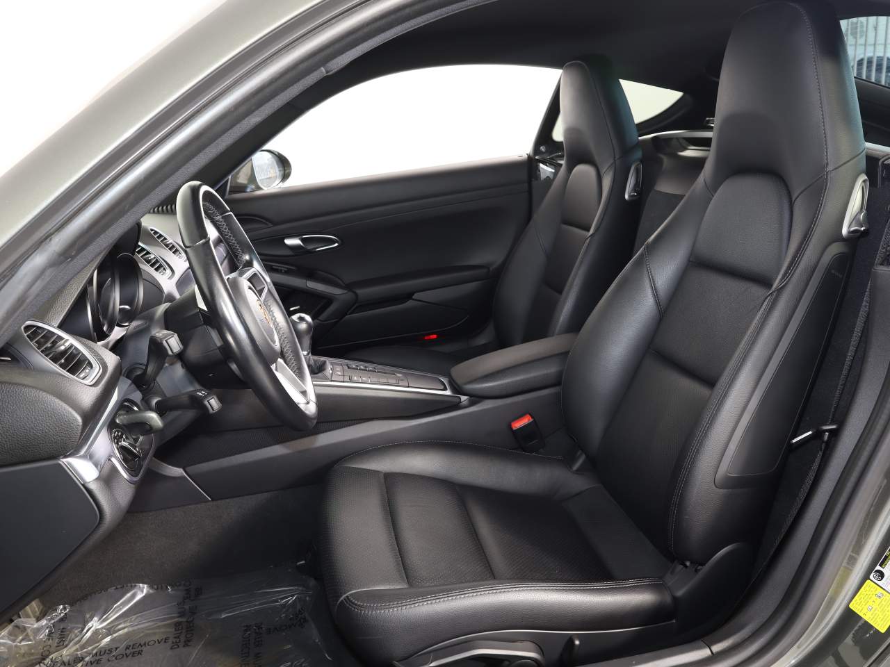 2022 Porsche Cayman Base T photo 5
