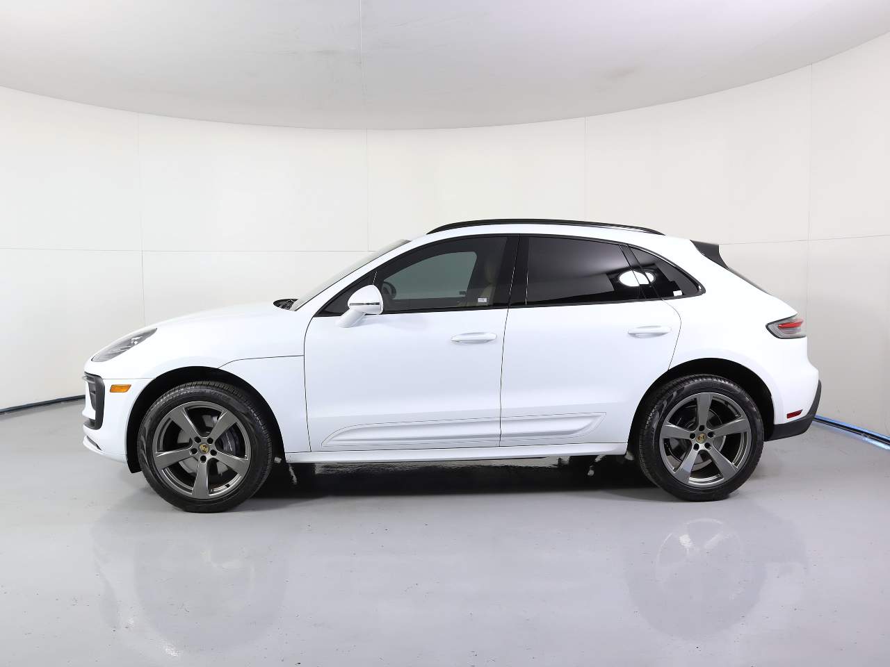 Certified 2024 Porsche Macan Base with VIN WP1AA2A50RLB08331 for sale in Tucson, AZ