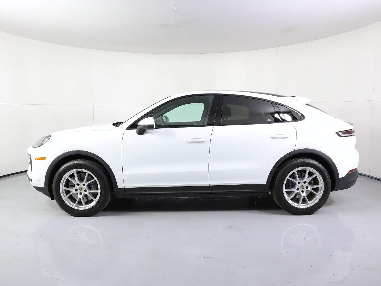 Certified 2024 Porsche Cayenne Coup Base with VIN WP1BA2AY4RDA49809 for sale in Tucson, AZ