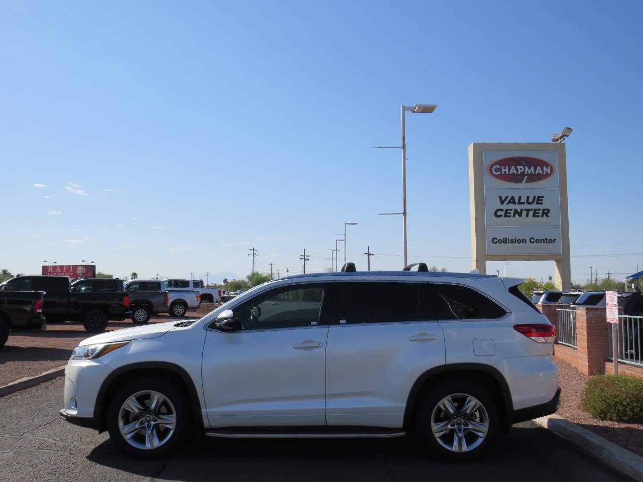 Used 2017 Toyota Highlander Limited with VIN 5TDDZRFH4HS455662 for sale in Tucson, AZ