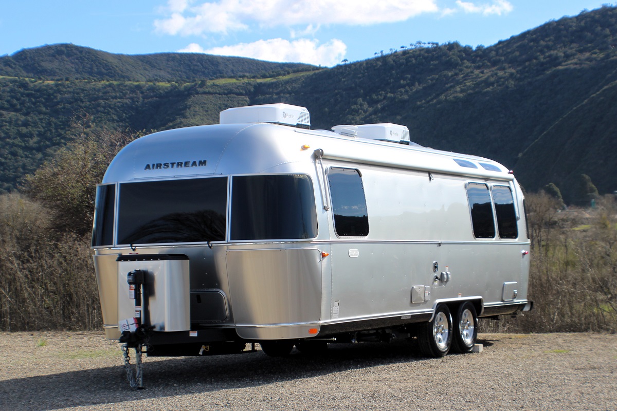 New 2024 AIRSTREAM FLYING CLOUD 27FBQ TRAVEL TRAILER in Chandler ...