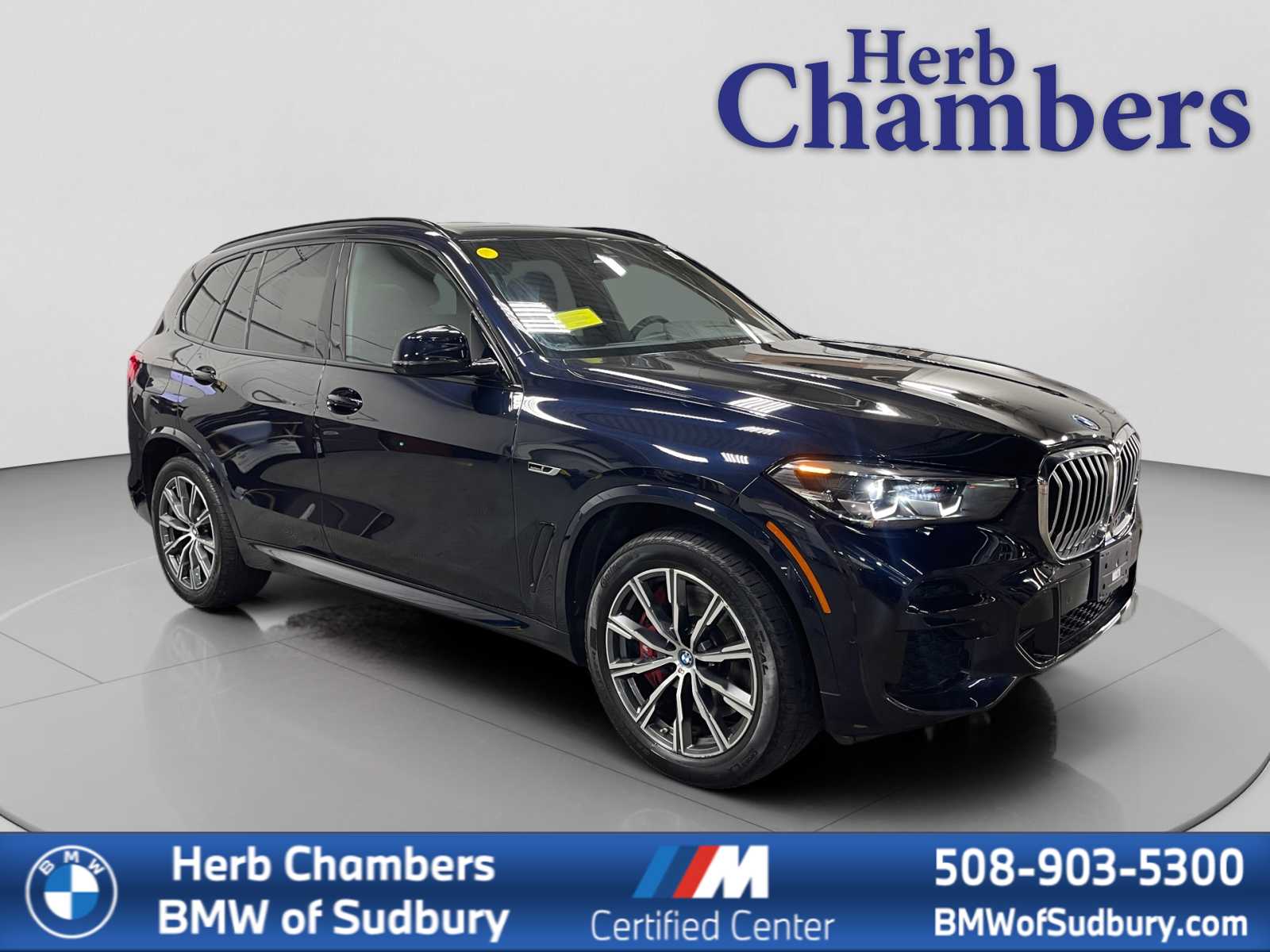 2023 BMW X5 45e's photo