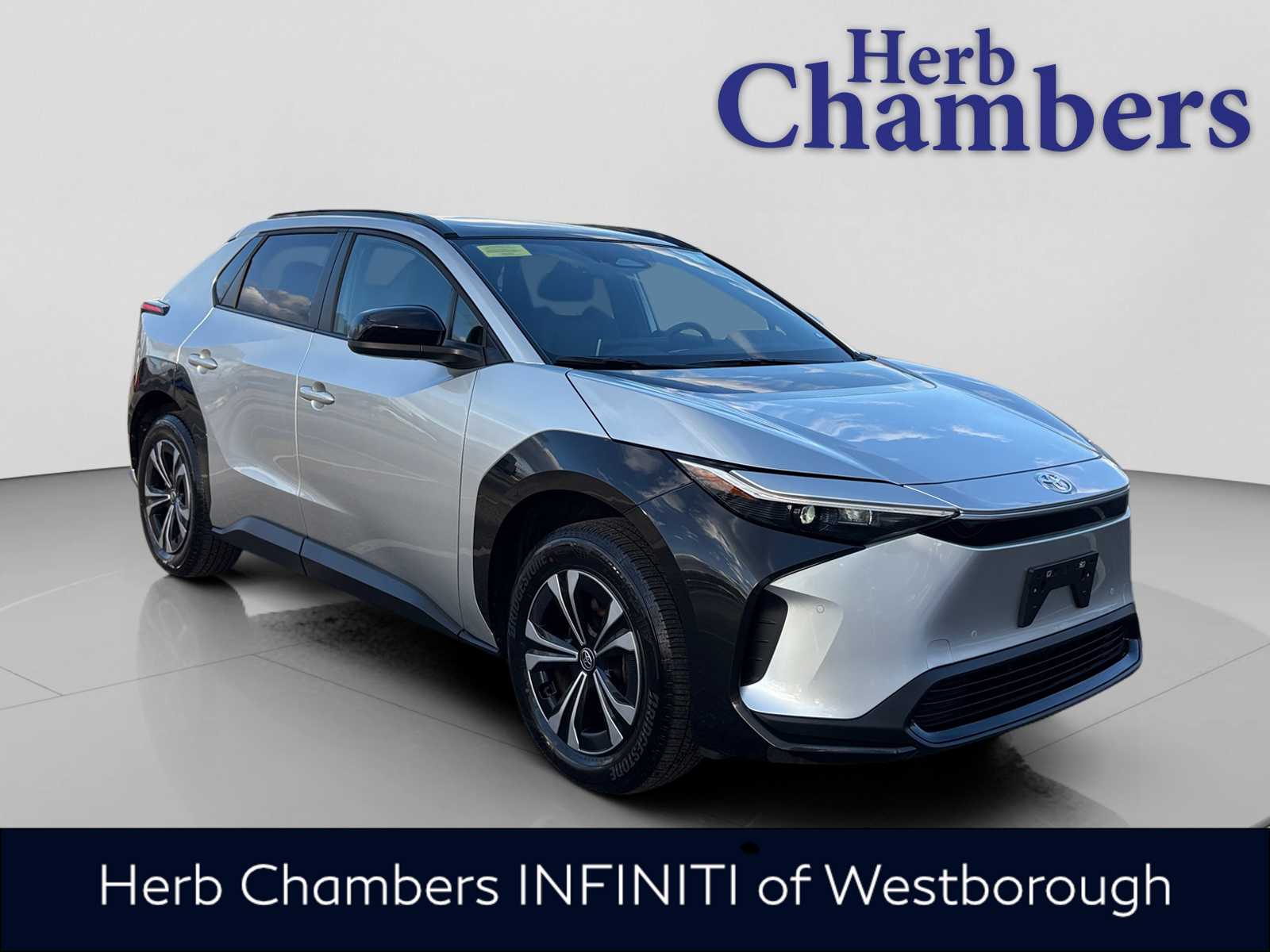 2025 Toyota bZ4X XLE