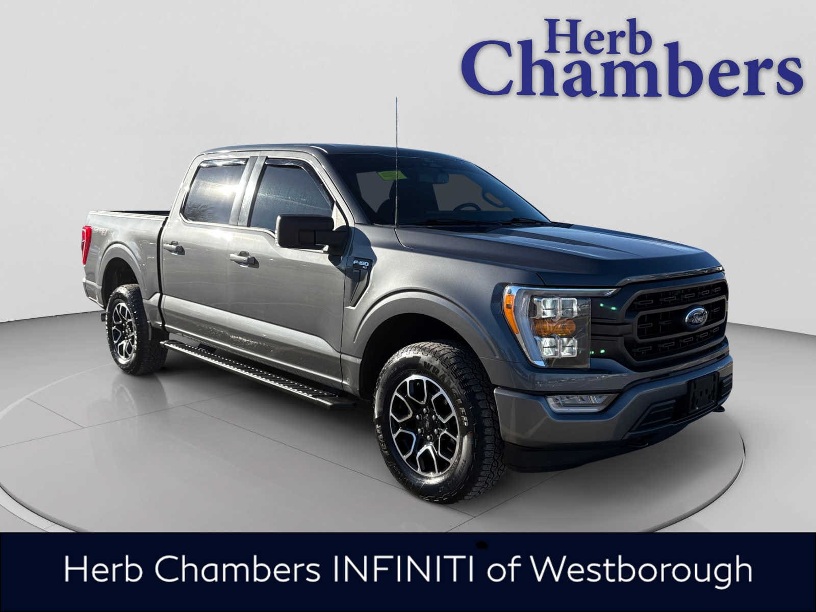 2022 Ford F-150 XLT's photo