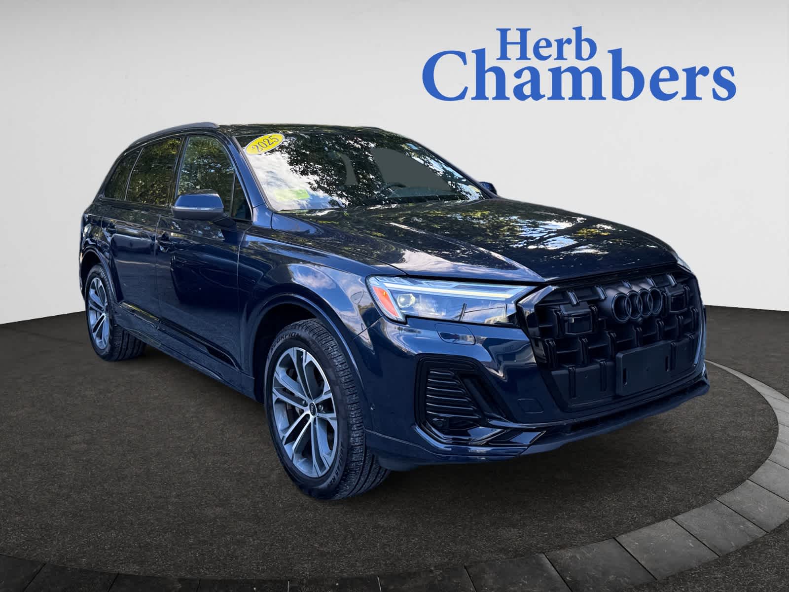 2025 Audi Q7 Premium Plus's photo