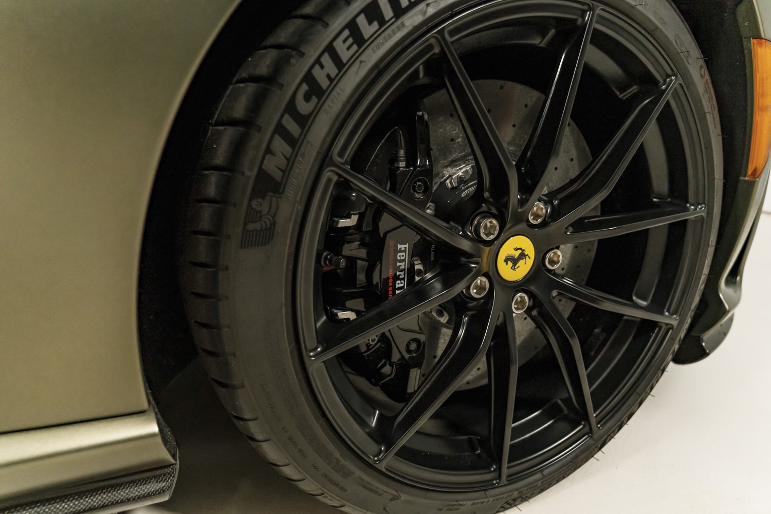 2022 Ferrari 812 GTS photo 20