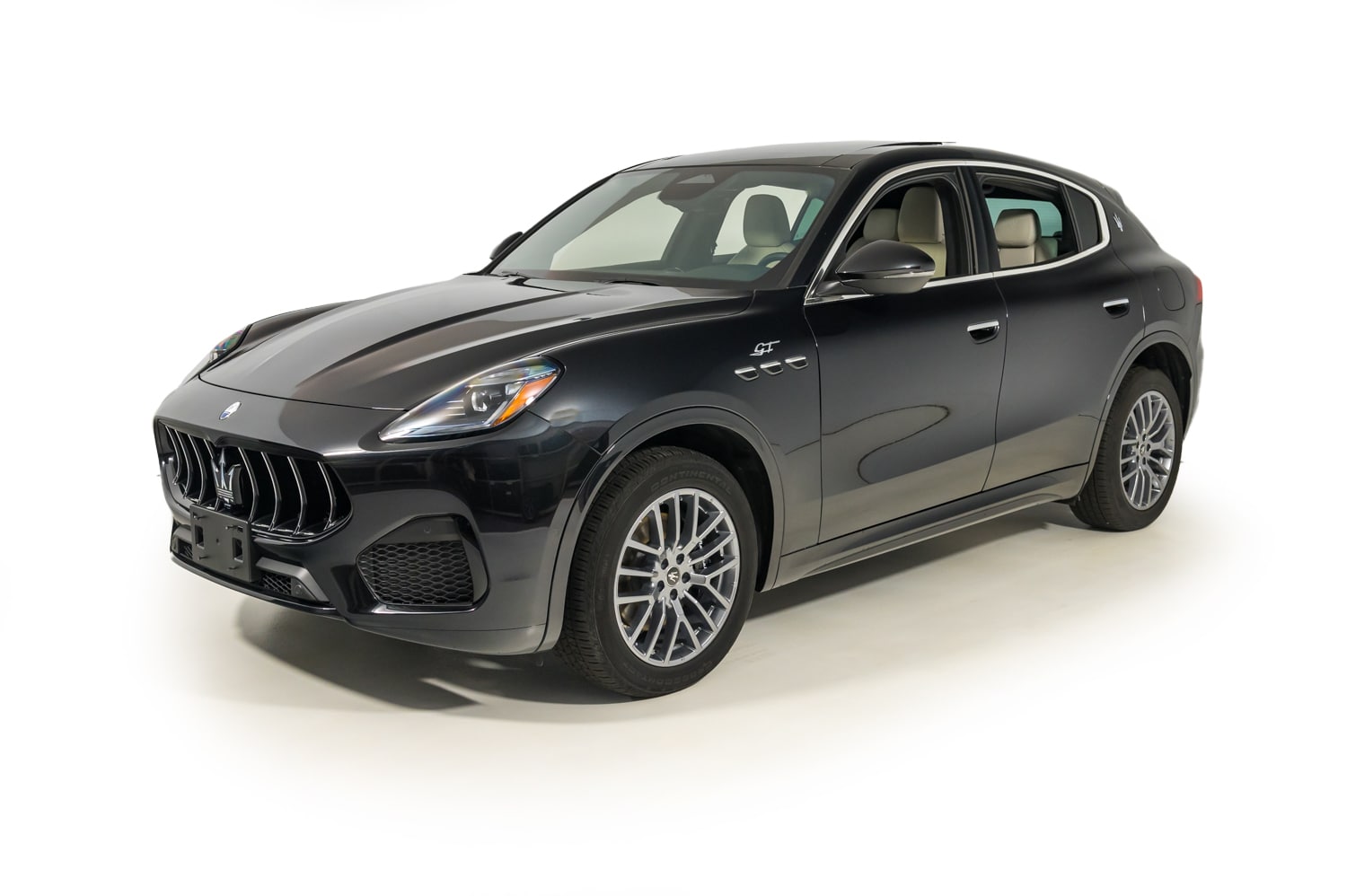 Used 2024 Maserati Grecale GT with VIN ZN6PMDAA9R7450380 for sale in Norwood, MA