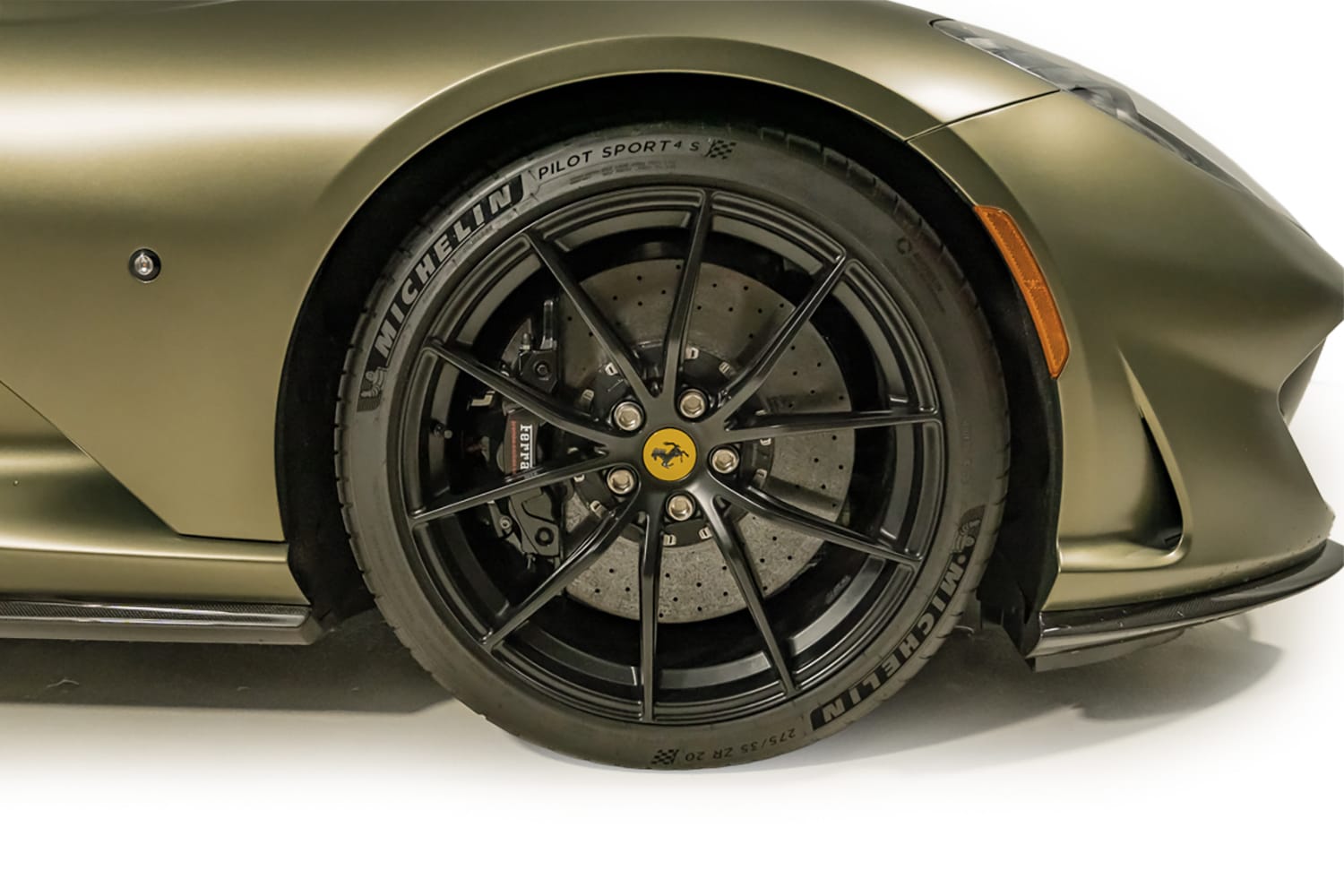 2022 Ferrari 812 GTS photo 7