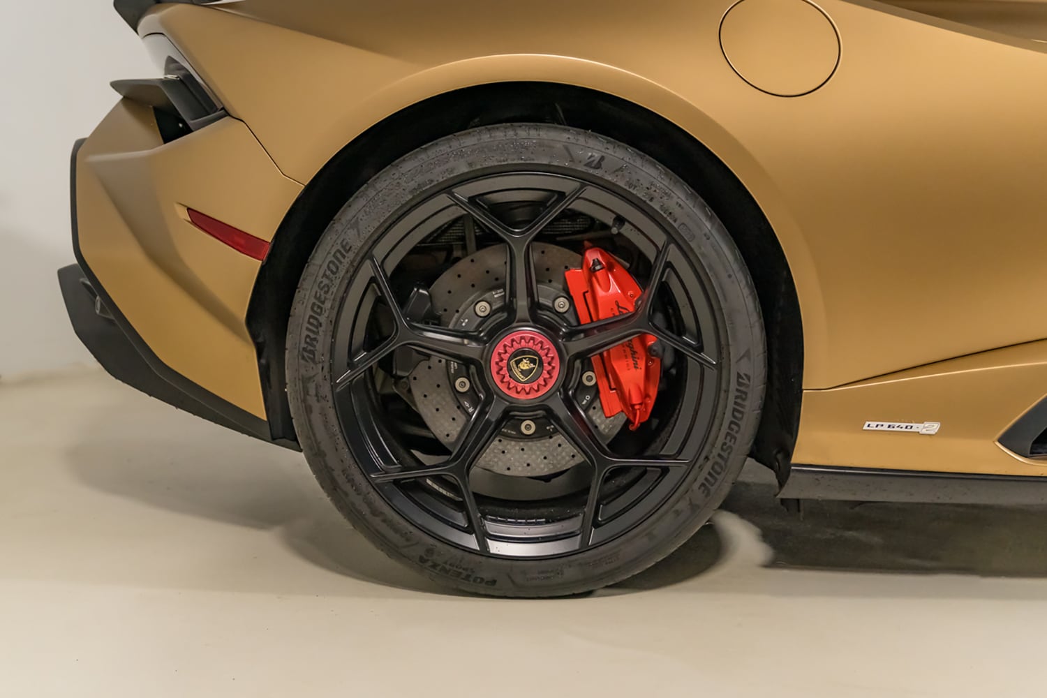 2023 Lamborghini Huracan Tecnica photo 9