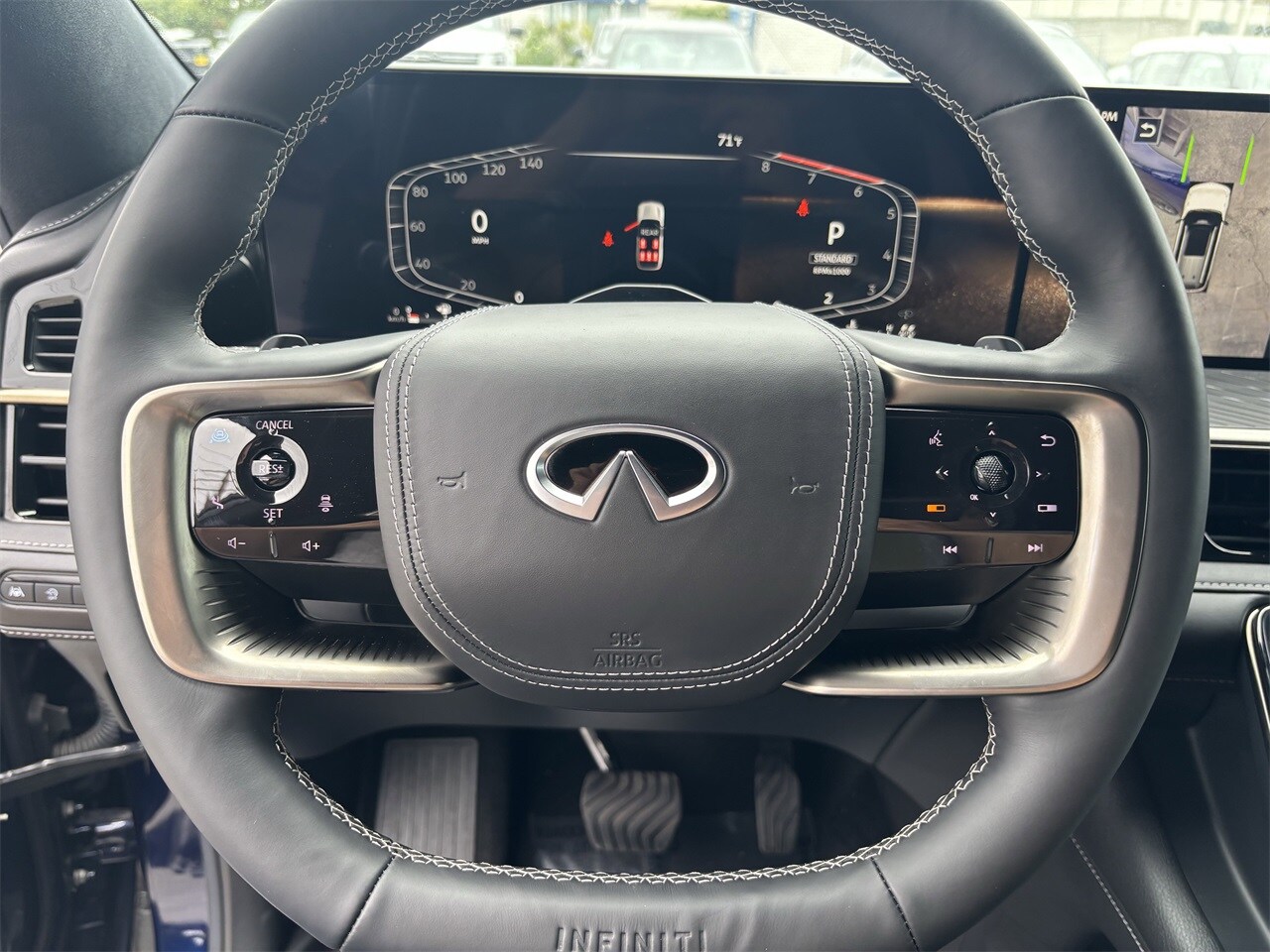 2025 Infiniti QX80 photo 23
