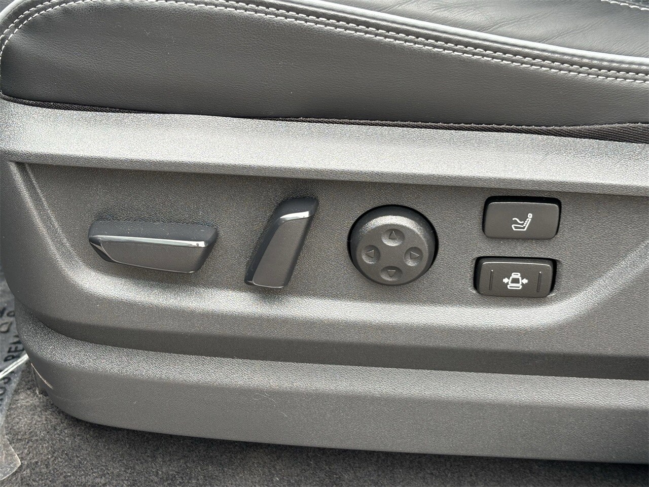2025 Infiniti QX80 photo 17