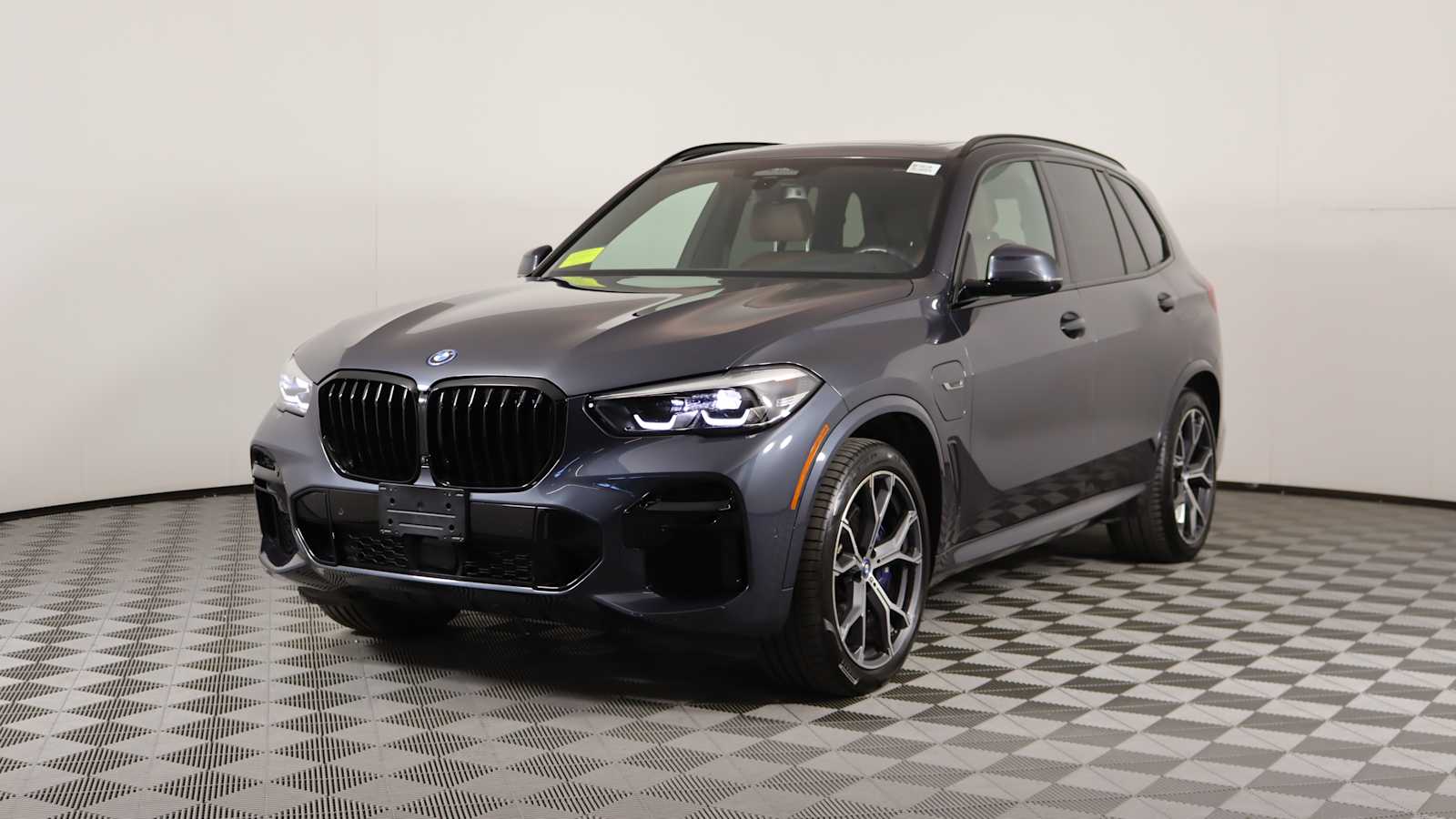 Used 2022 BMW X5 45e with VIN 5UXTA6C02N9J67616 for sale in Warwick, RI