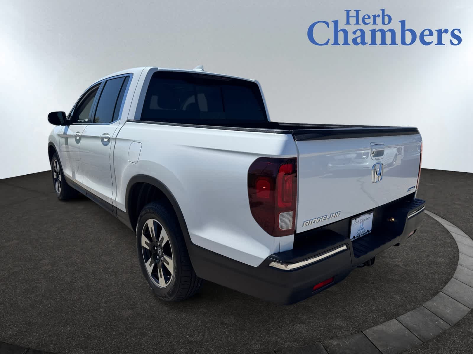 Used 2020 Honda Ridgeline RTL with VIN 5FPYK3F5XLB024370 for sale in Millbury, MA