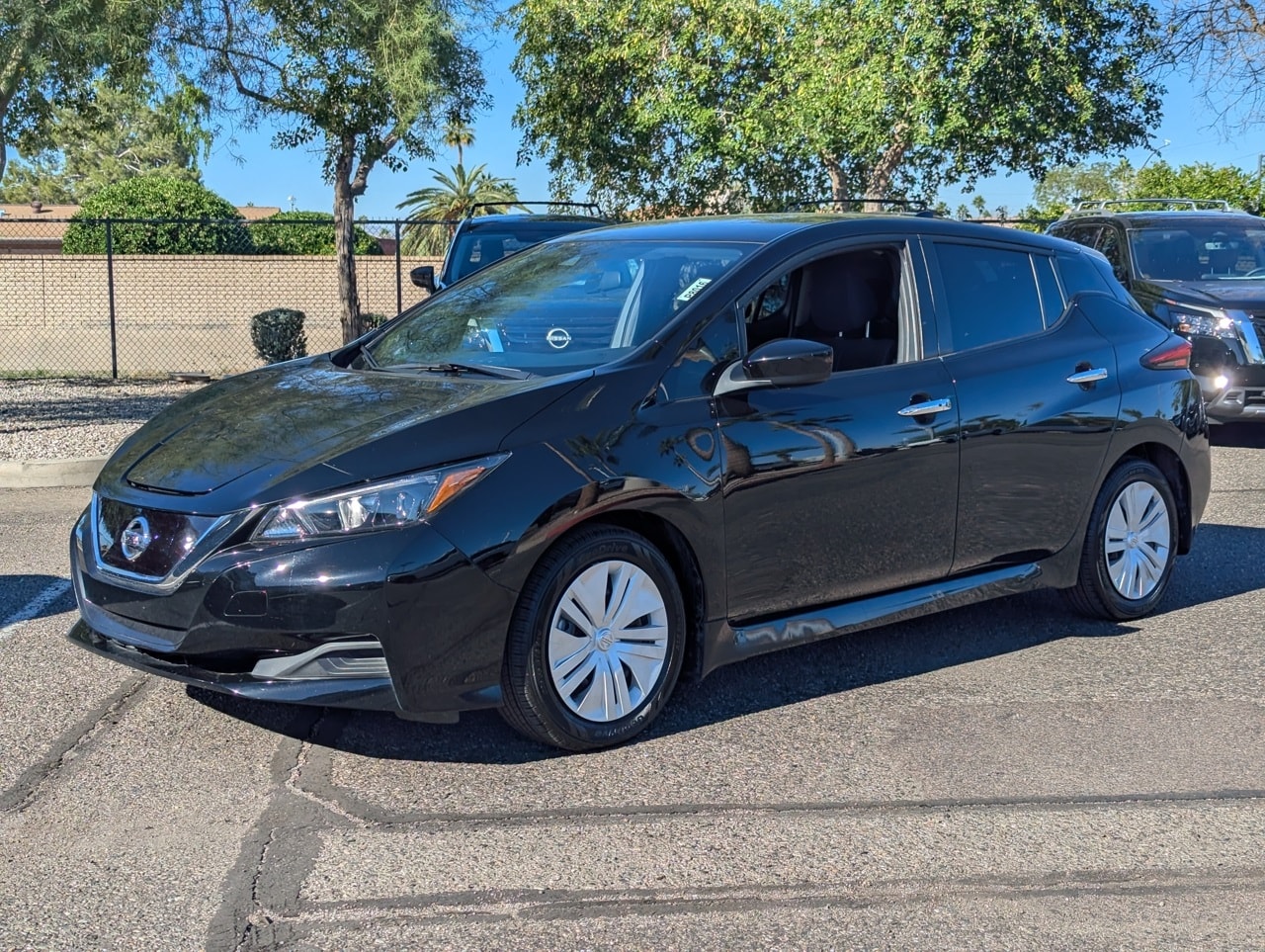 Used 2021 Nissan Leaf S with VIN 1N4AZ1BV4MC557061 for sale in Peoria, AZ