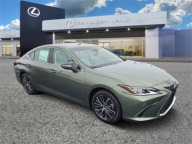 2025 Lexus ES 350's photo