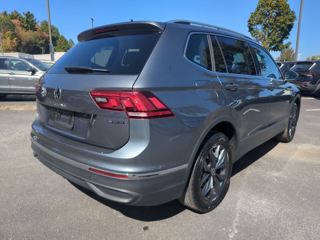 2022 Volkswagen Tiguan SE photo 8
