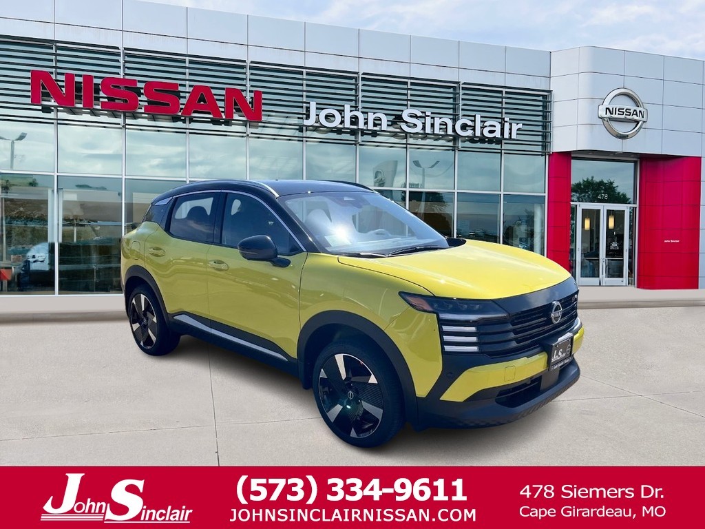 2025 Nissan Kicks SR AWD's photo