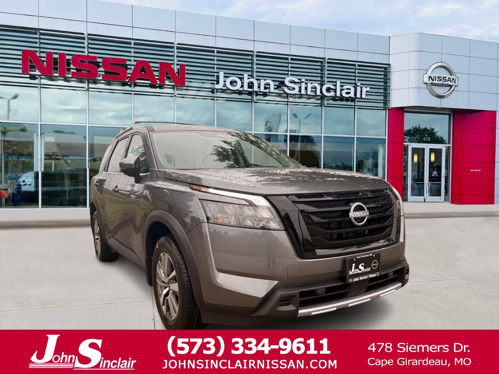 2025 Nissan Pathfinder SL's photo