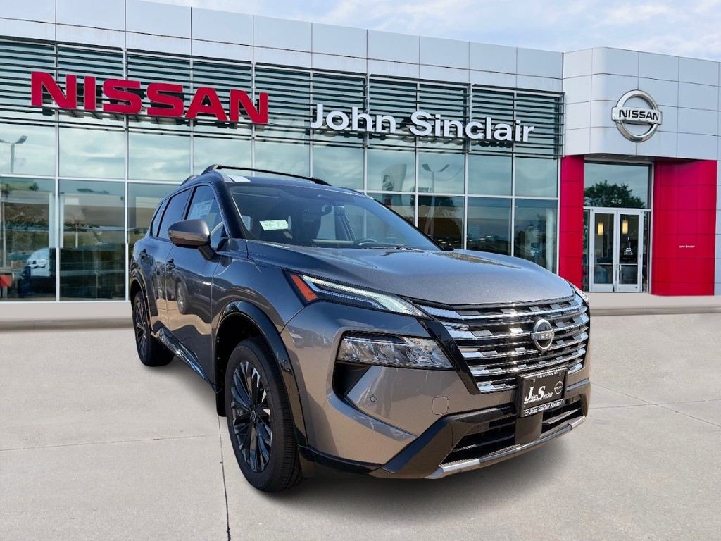 2026 Nissan Rogue Platinum's photo