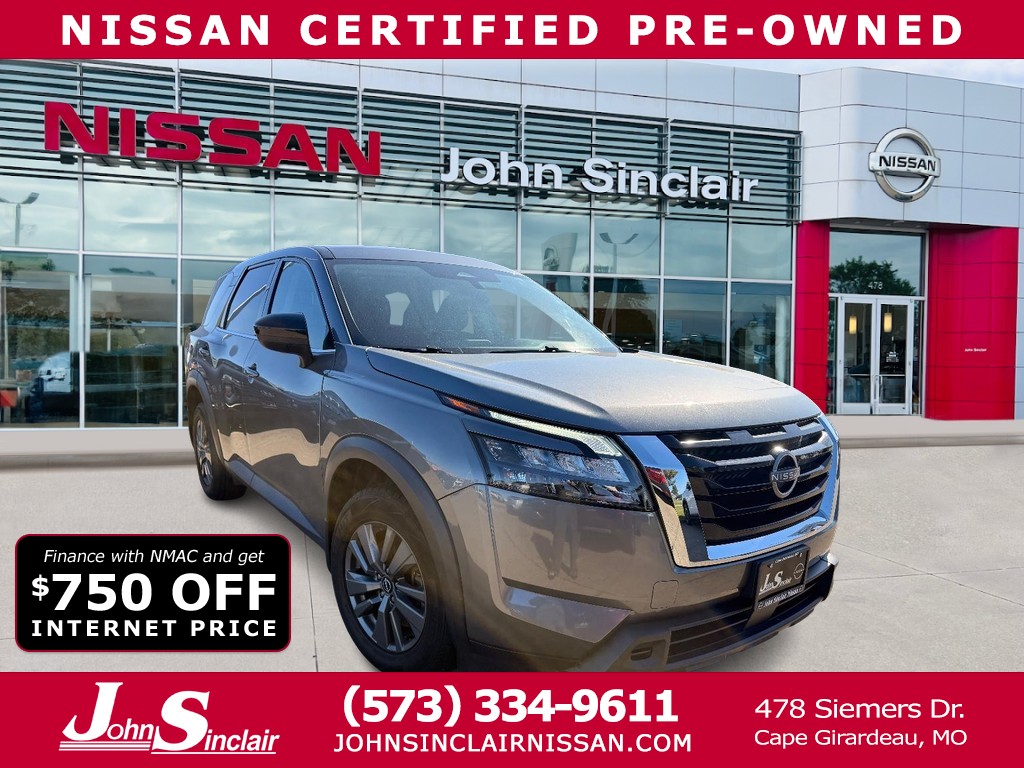 2023 Nissan Pathfinder S's photo