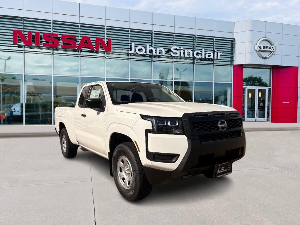 2026 Nissan Frontier S's photo