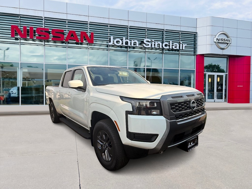 2026 Nissan Frontier SV's photo