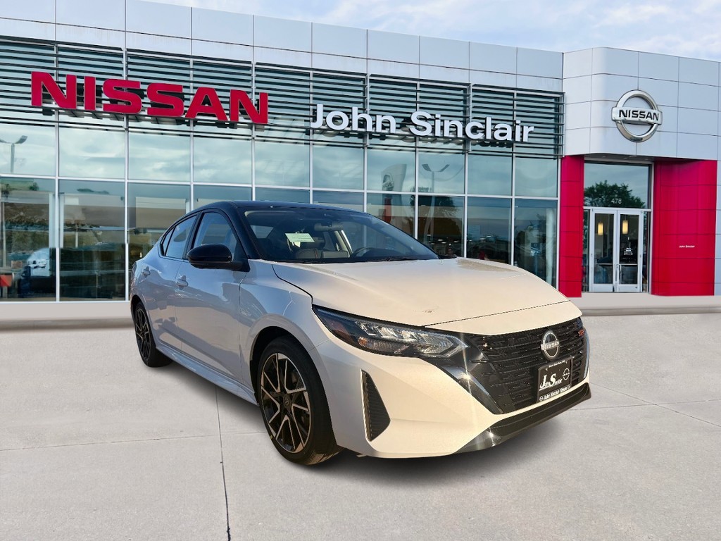 2025 Nissan Sentra SR's photo