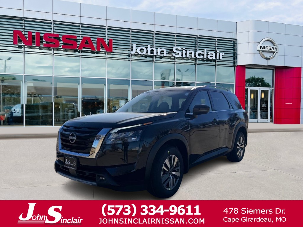 2025 Nissan Pathfinder SL's photo